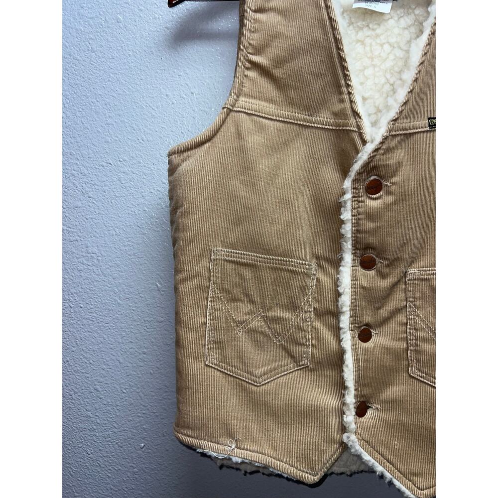 Wrangler Tan Sherpa-Lined Vest - image 4